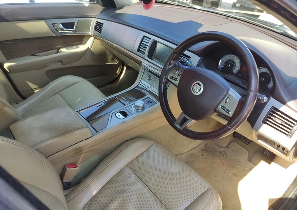 Jaguar XF cena 13950 przebieg: 141000, rok produkcji 2009 z Warta małe 79